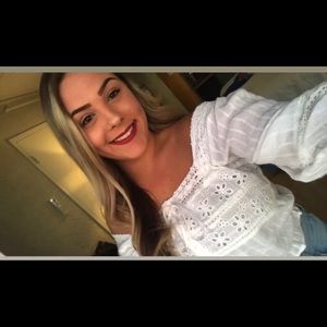 Meet your Posher, Alana